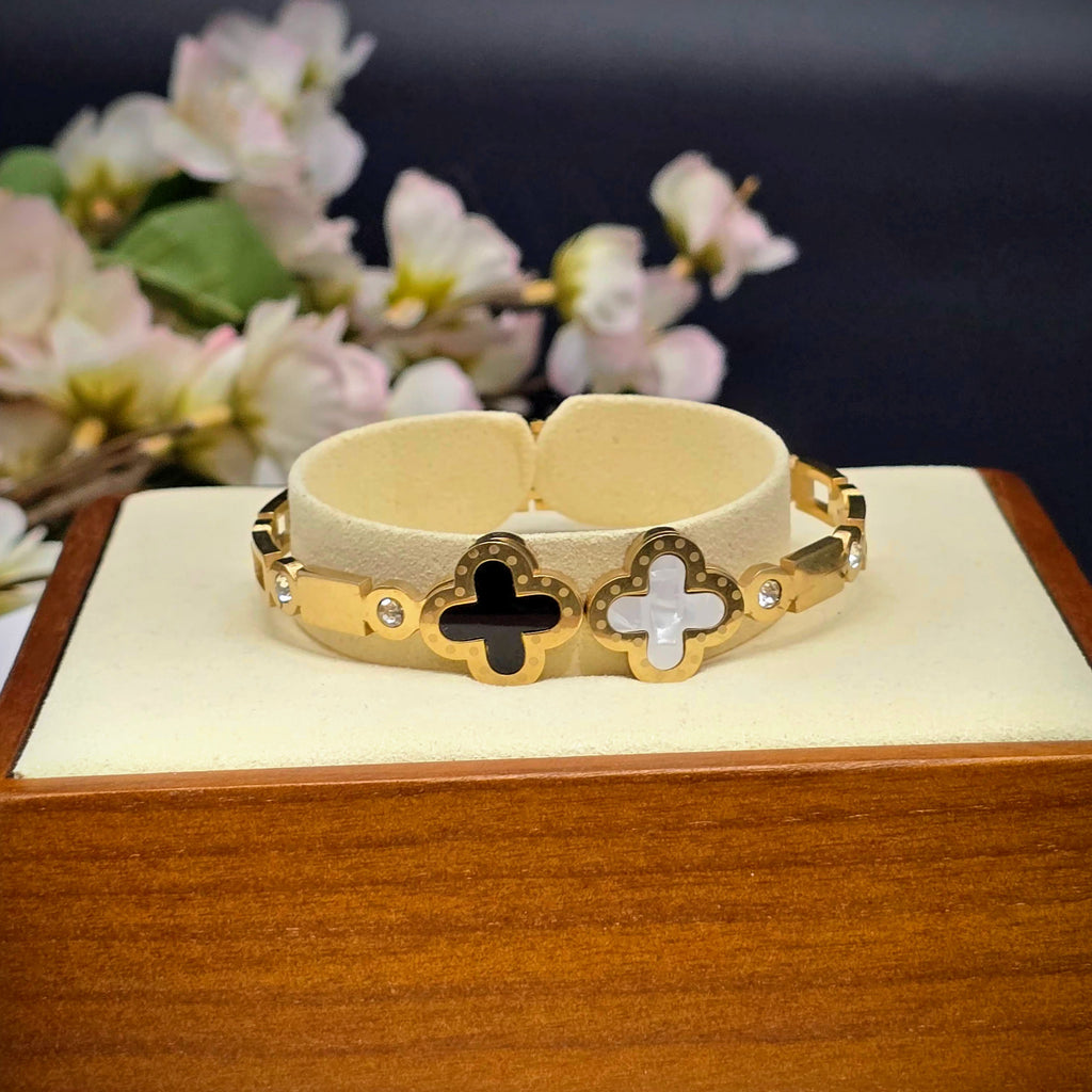 Dual-Tone Quatrefoil Hinged Bangle – Stainless Steel