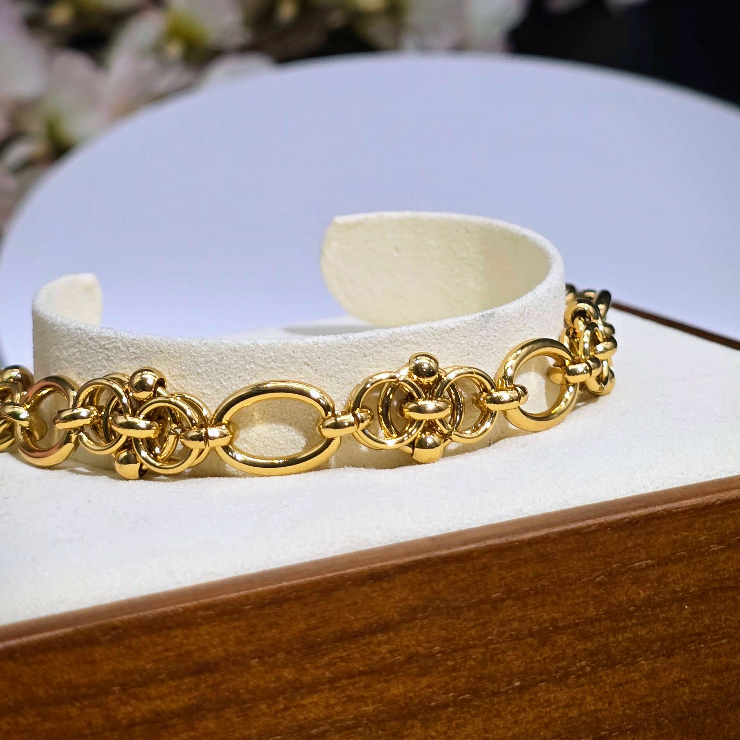 Gold Chain-Link Bracelet - Stainless steel