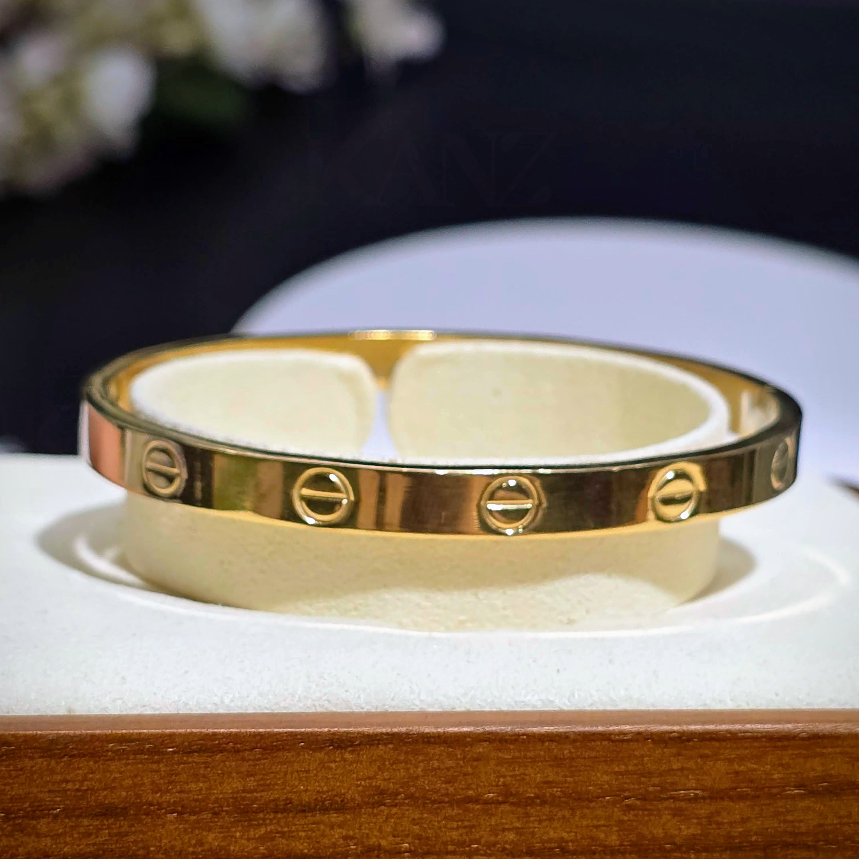 Screw-Inspired Minimal Hinged Bangle – Stainless Steel