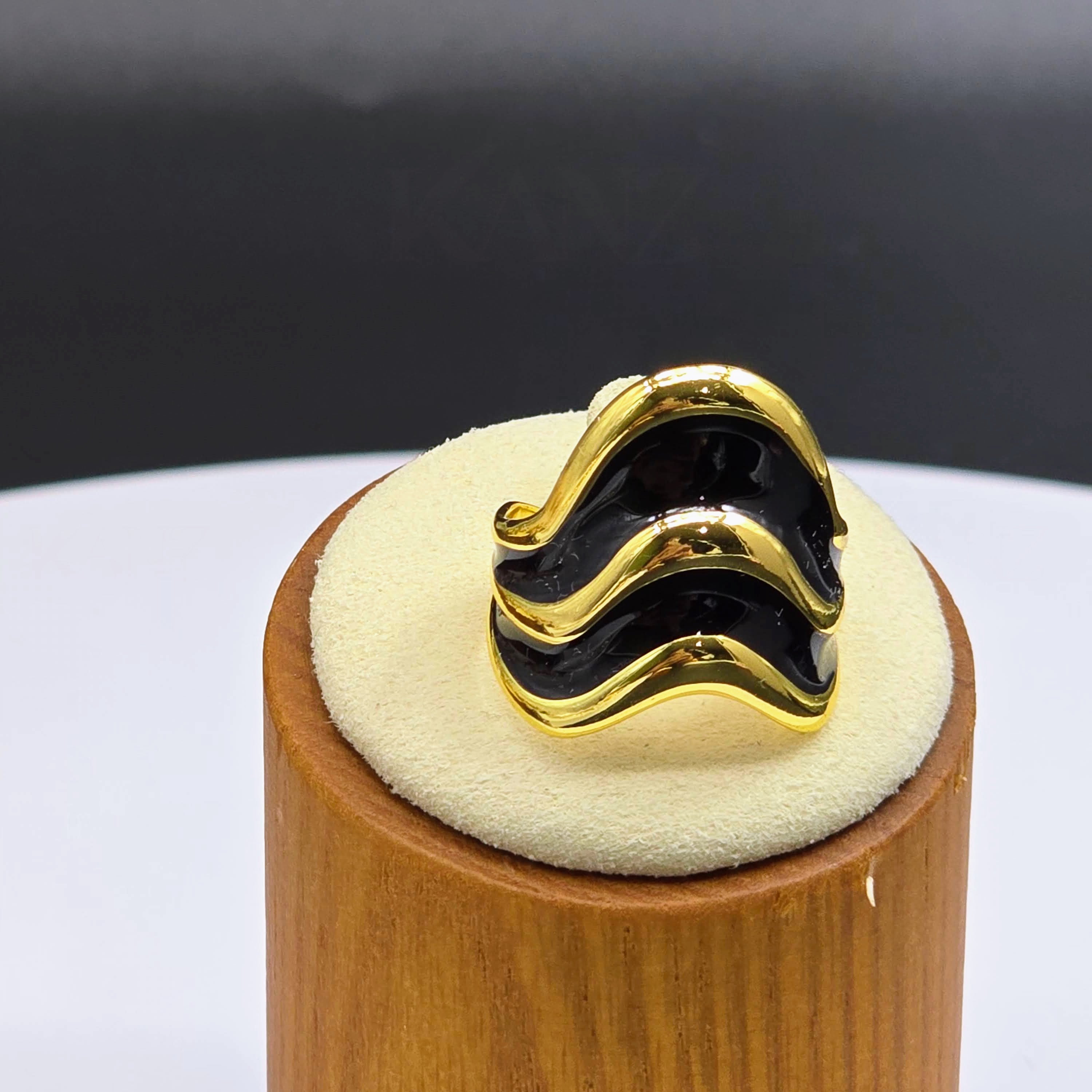 Sculpted Wave Enamel Gold Plated Ring