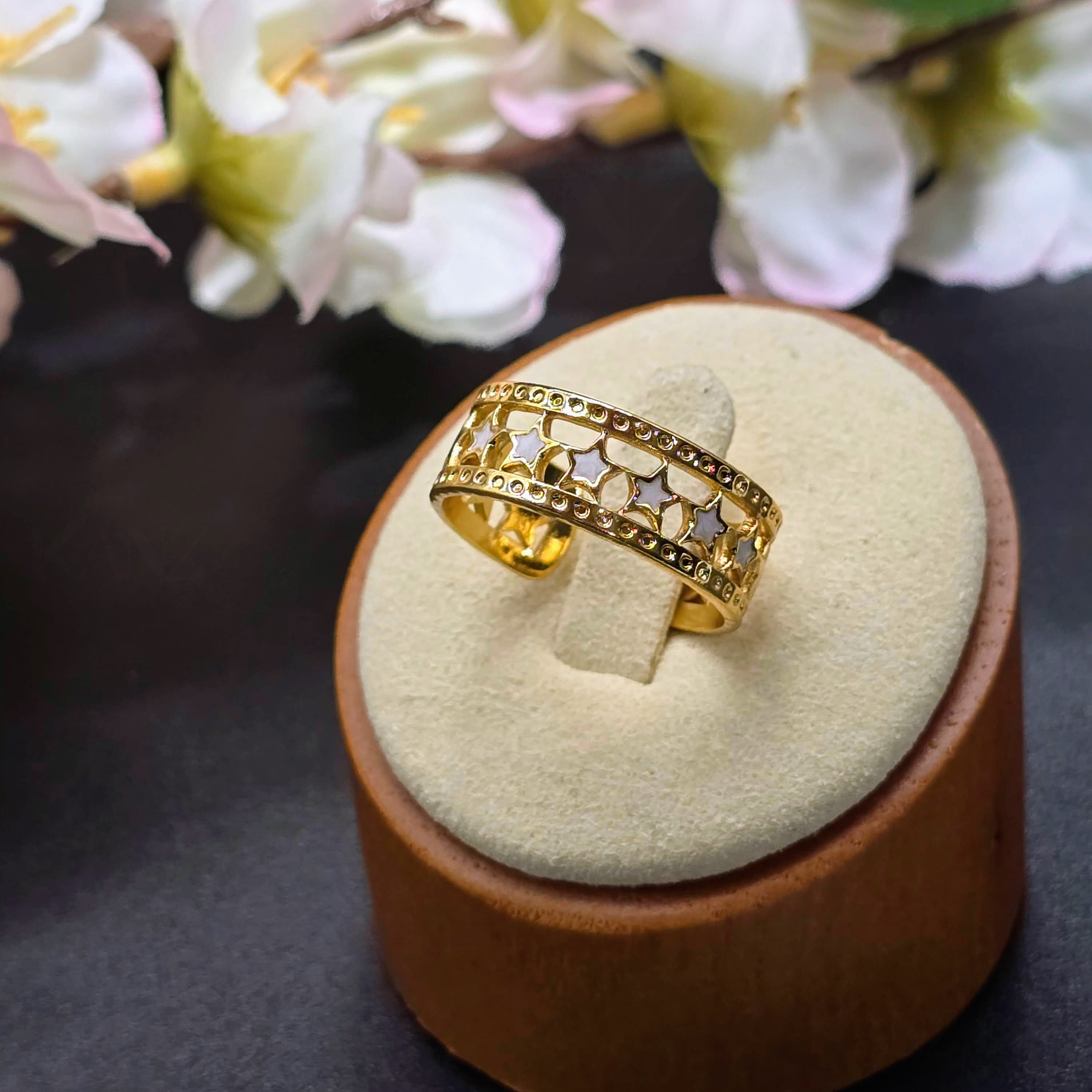 Star Cutout Band Gold Plated Ring