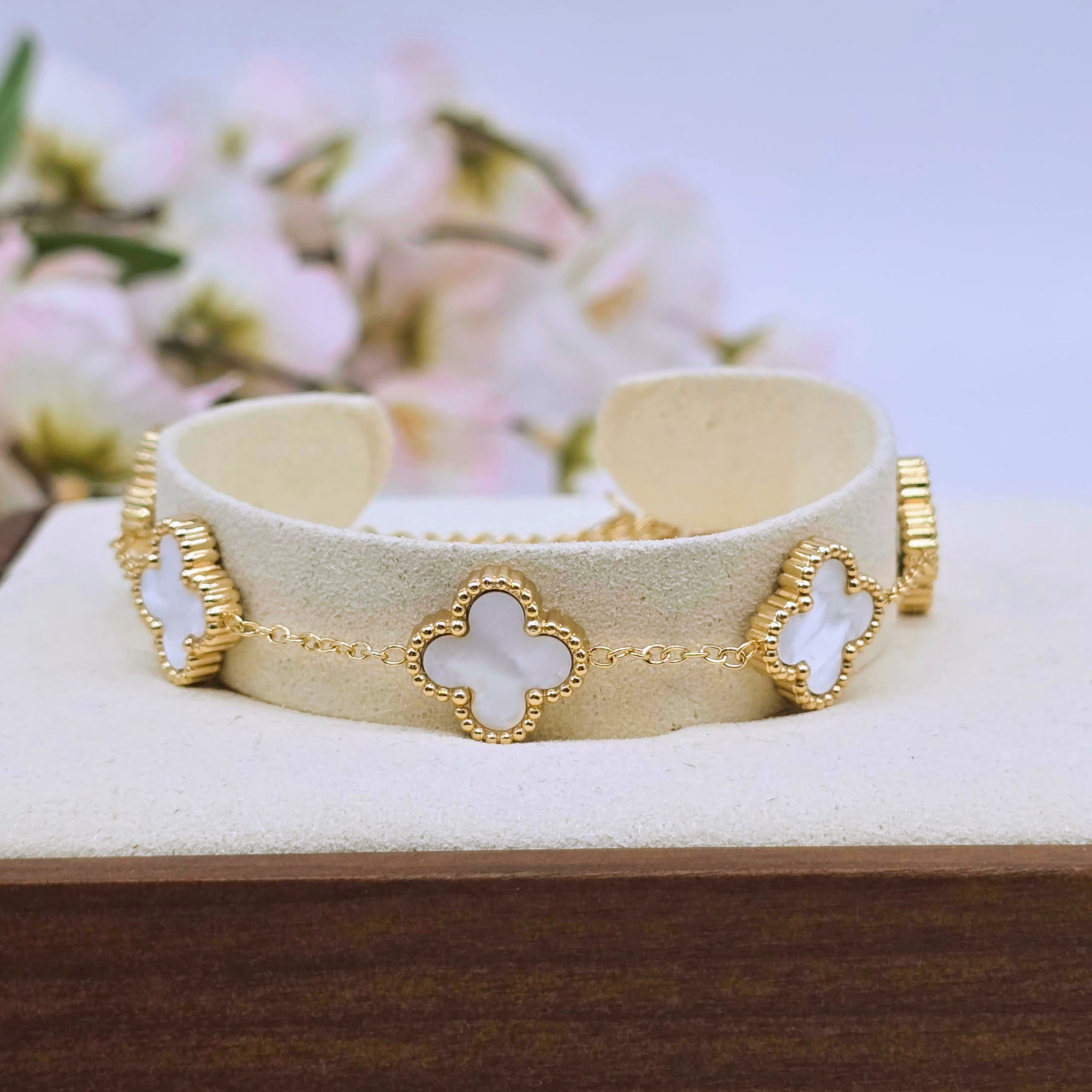 White Clover Chain Stainless Steel Bracelet