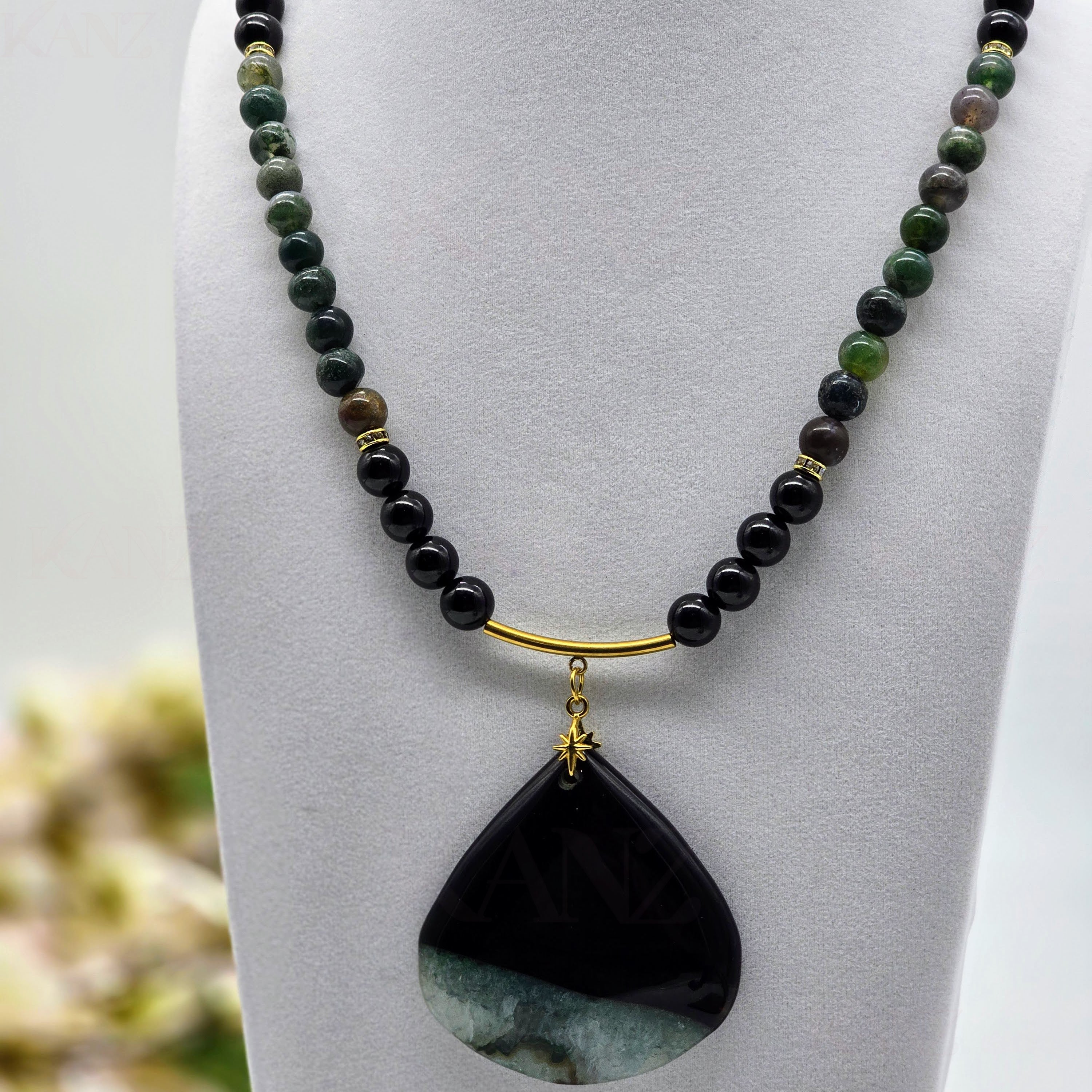 Verdant Echo Focal Necklace