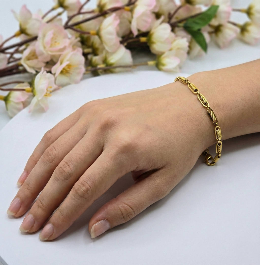 Textured Capsule Link Chain Stainless Steel Bracelet